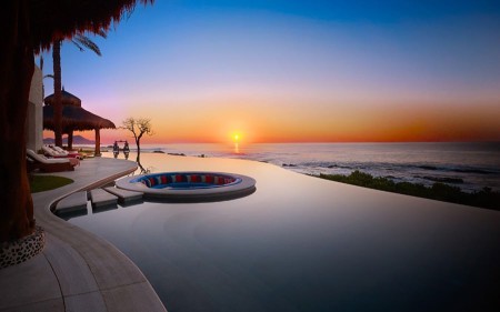 LVP 11TyWarnerMansion064 Pool 960x598 ScaleWidthWzkwMF0.ashx